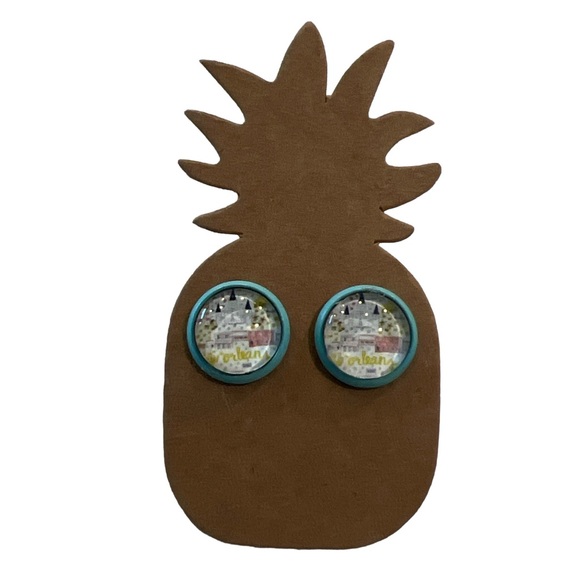 NEW New Orleans Earring Studs - Picture 2 of 2